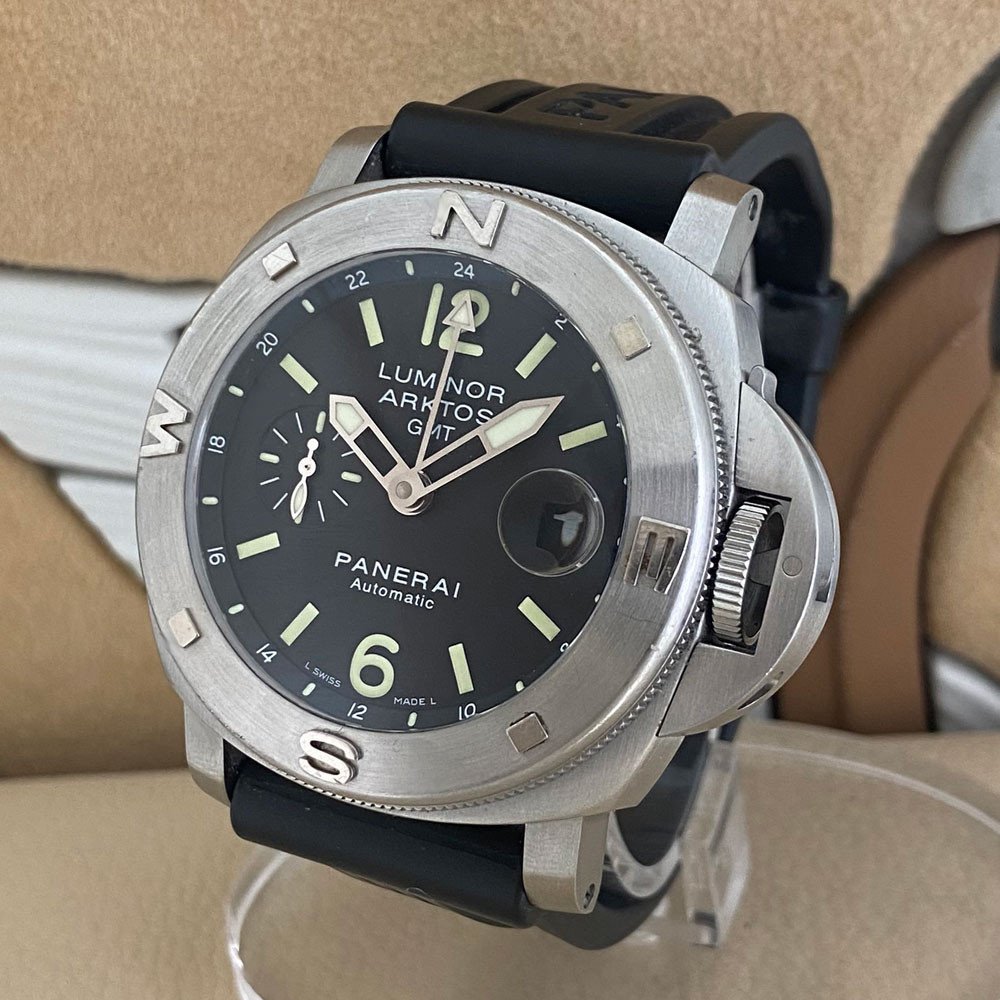 Panerai Luminor Arktos GMT PAM00186